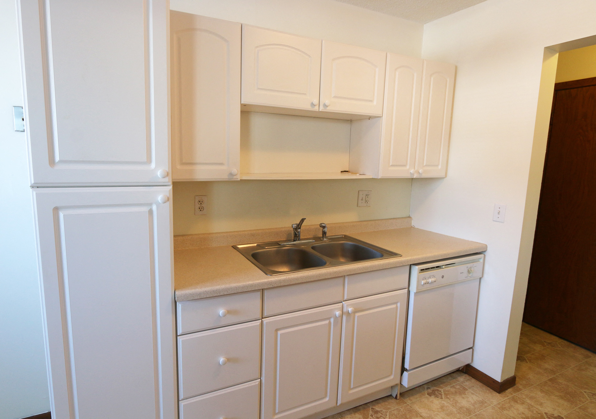 Spring Lake Park Apartments Image 12